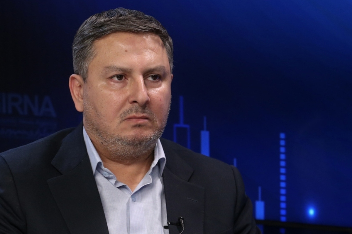 معاون حفاظت و بهره برداری شرکت آب منطقه ای تهران گفت: بارش هایی که در استان تهران داریم به هیچ وجه نتوانسته کسری بودجه منابع آبی ما را جبران کند و کماکان با پدیده خشکسالی مواجه هستیم.