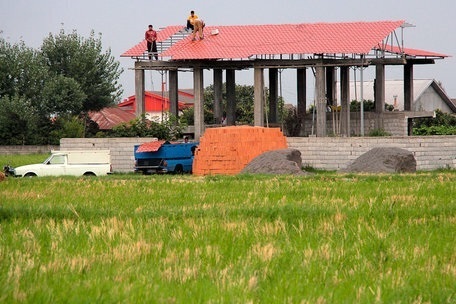 گامی قاطع برای صیانت از زمینهای زراعی در چهارمحال و بختیاری گامی قاطع برای صیانت از زمینهای زراعی در چهارمحال و بختیاری