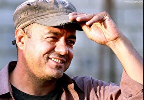 ببینید |  نشاندن مخاطب پای جعبه جادو