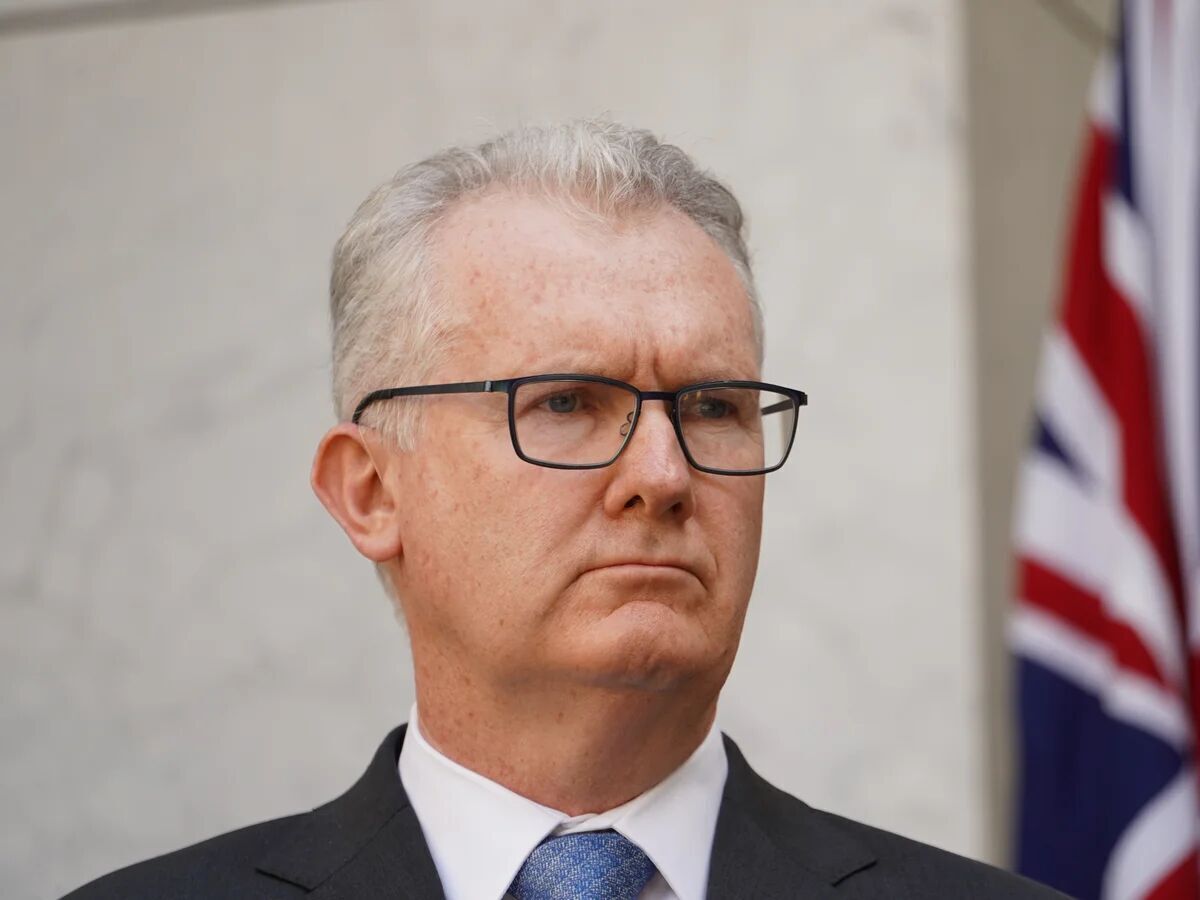 دولت چپ میانه استرالیا امروز (یکشنبه) گزارش رسانه‌های محلی مبنی بر تلاش دولت برای بازگرداندن شهروندان استرالیایی از اردوگاهی در سوریه که خانواده‌های مظنون به عضویت در داعش در آن نگهداری می‌شوند را رد کرد.