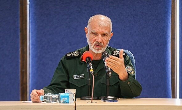 سردار اسدی: حضور ناوهواپیمابر در منطقه تبلیغاتی است