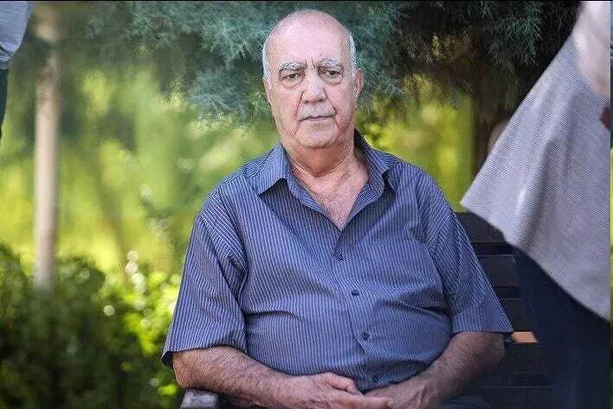 امروز پنجم اسفند ماه سالروز درگذشت پرویز ربیعی است؛ گوینده‌ای که متولد ۱۳۱۸ در تهران و دانش آموخته هنرستان هنرپیشگی بود و از سال ۱۳۴۲ وارد عرصه دوبله شد و کارش را زیر نظر مدیران دوبلاژی، چون احمد رسول زاده با فیلم «مردی که زمان را شکست» و پرویز بهرام با فیلم «ابله» آغاز کرد.