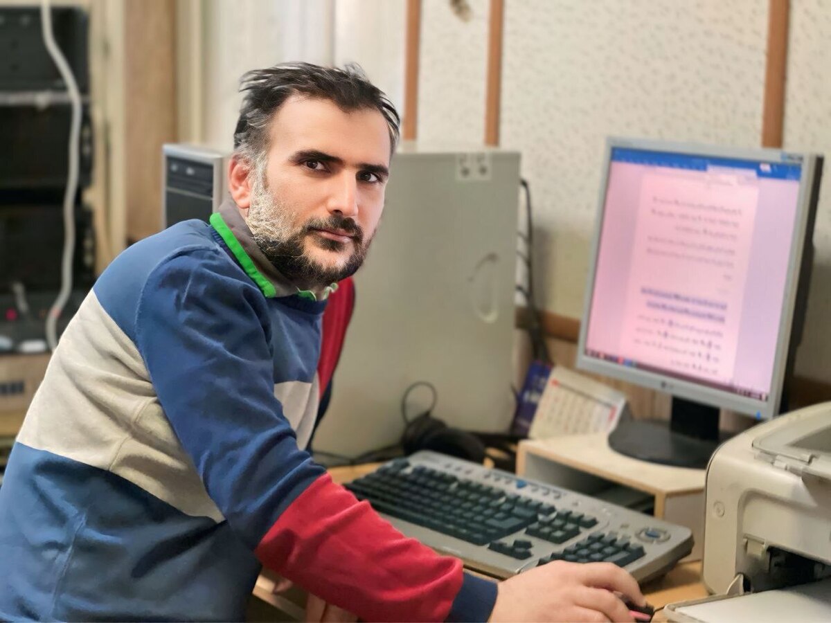 مهدی رسولی، نویسنده‌ برنامه «ماهنور»، ویژه برنامه افطار شبکه رادیویی تهران از هدف‌های معنوی و اجتماعی این برنامه گفت.