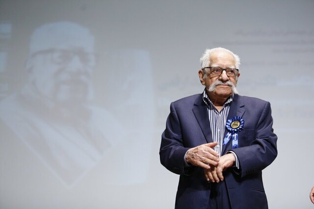 پرفسور عبدالمجید ارفعی؛ پژوهشگر و متخصص زبان‌های باستانی اکدی و ایلامی و از آخرین بازماندگان مترجم خط میخی ایلامی در جهان؛ صبح امروز درگذشت.