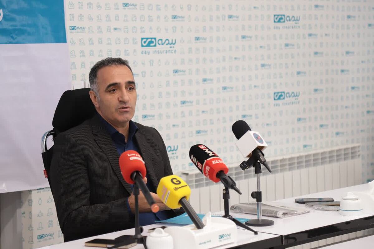 مدیر بیمه دی استان البرز، به مناسبت ۲۱ سالگی تأسیس این شرکت، در جمع اصحاب رسانه از عملکرد قابل توجه این مجموعه در حوزه بیمه‌های درمان، خودرو و زندگی خبر داد و بر توسعه خدمات دیجیتال و رفاه مشتریان تأکید کرد.