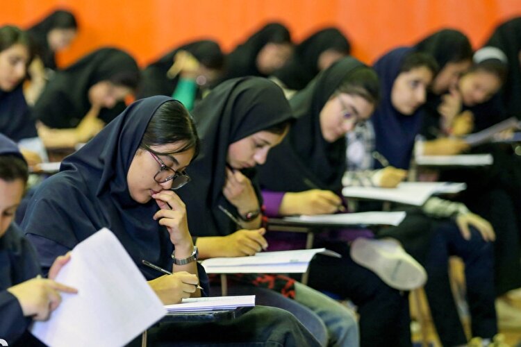 تاثیر قطعی ۶۰ درصدی سوابق تحصیلی در کنکور ۱۴۰۴ | آغاز امتحانات نهایی از ۲۸ اردیبهشت