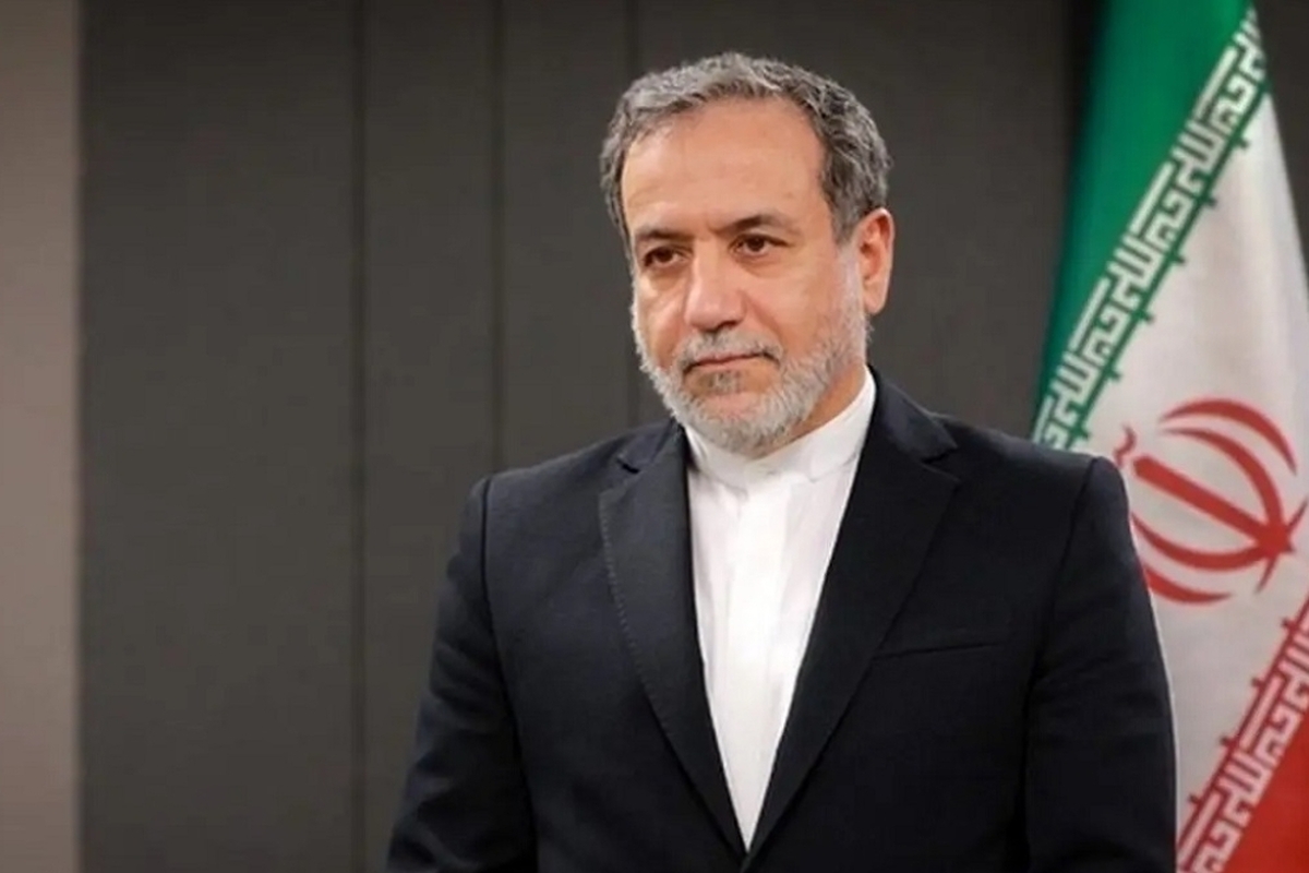 وزیر امور خارجه کشورمان گفت: منتظر هستیم کشور عمان زمان و محل دور بعدی مذاکرات را اعلام کند، بنای ما تاکنون ادامه مذاکرات است.