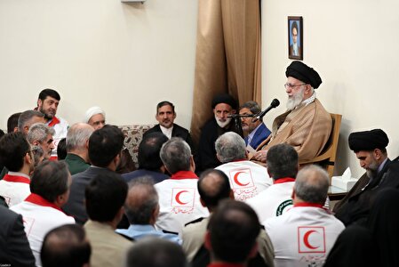 ببینید | رهبر انقلاب: امدادگران ما مظهر صفات انسانی و انسان دوستی هستند