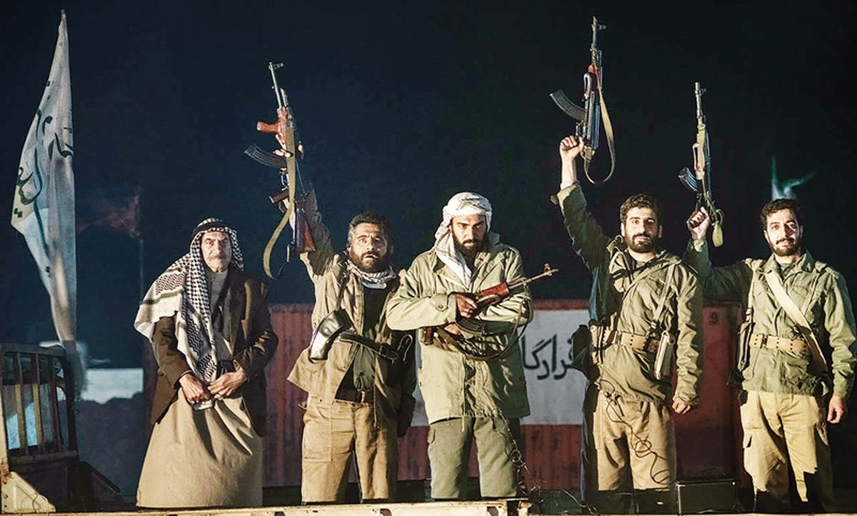 «اسفند» یک بیوگرافی ازشهیدعلی هاشمی است که درچهل و سومین دوره جشنواره فجر شرکت داشت. اثر با تمرکز بر عملیات خیبر و تفحص در هور پیش می‌رود و با پرداخت به روابط بومیان منطقه نشان می‌دهد حتی در شرایط جنگی هم اخلاق و حکم شرعی اولویت است. با توجه به صحنه‌های جنگی و پیچیدگی در دریافت مفهوم ارتباطات بین بومیان منطقه،این فیلم برای افراد زیر ۱۴سال توصیه نمی‌شود.