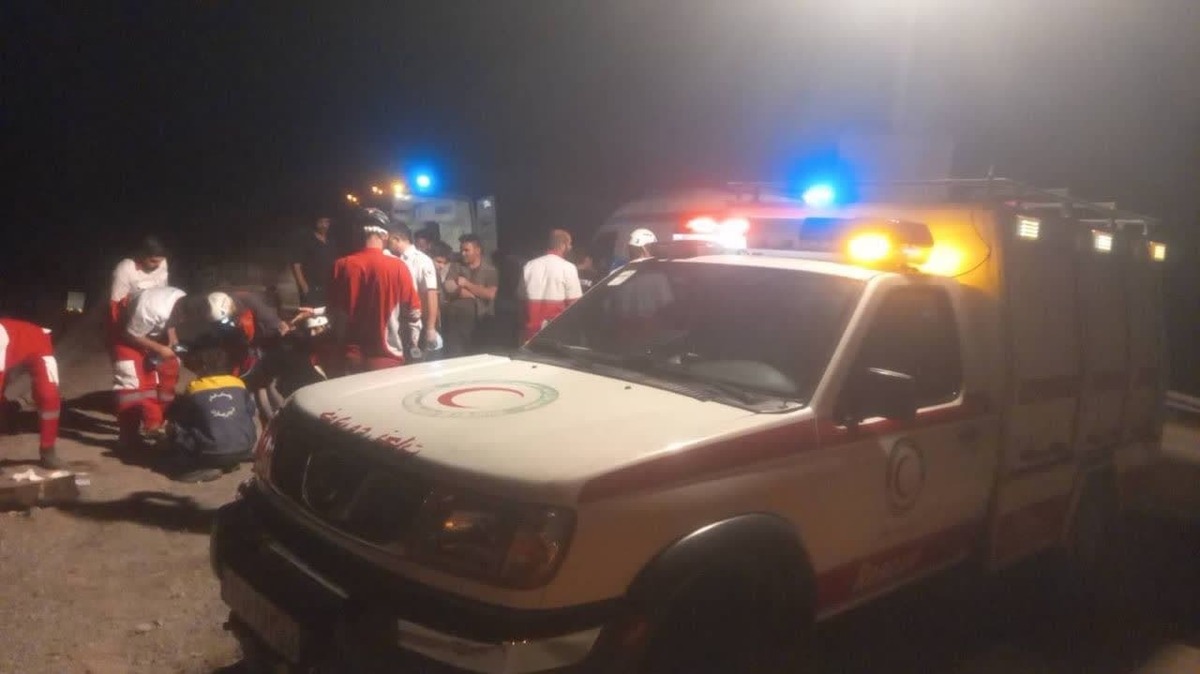 مدیرعامل جمعیت هلال احمر کرمان از مصدوم شدن ۴۸ نفر در حادثه واژگونی یک دستگاه اتوبوس در جاده باغین- جوپار کرمان خبر داد.