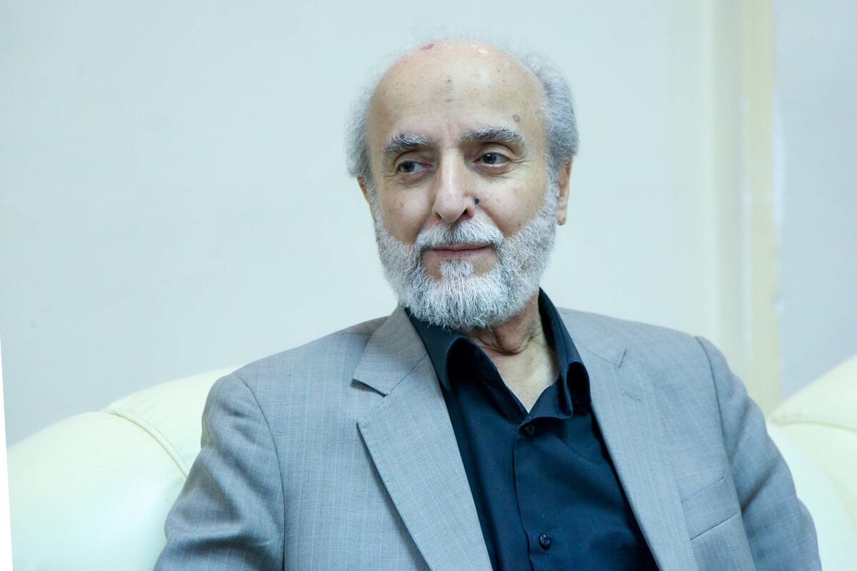 حکمت و آداب معنوی در هنر اسلامی و تجلیات آن در هنر انقلاب اسلامی، هنر فطری، تجسم حماسه یا درس‌گفتار‌هایی در شناخت هنر‌های تجسمی انقلاب اسلامی، نگاهی به تاریخ و آداب معنوی نگارگری اسلامی ایرانی، هنر اساطیری، جایگاه هنر و نقش آن در توسعه فرهنگ، هنر در قاموس امیرالمومنین، مکتب خیالی‌نگاری، نقاشی اسلامی در ایران، طرح پژوهشی و نگارش آموزش (دو دوره هرکدام ۱۰ جلدی) نگارگری اسلامی ایران، طرح پژوهشی فضیلت‌های فراموش‌شده هنر اسلامی، مضامین شیعی در نگارگری و... اشاره‌ای است به کارنامه استاد محمدعلی رجبی که با نقاشی‌هایش آشنا هستیم.
