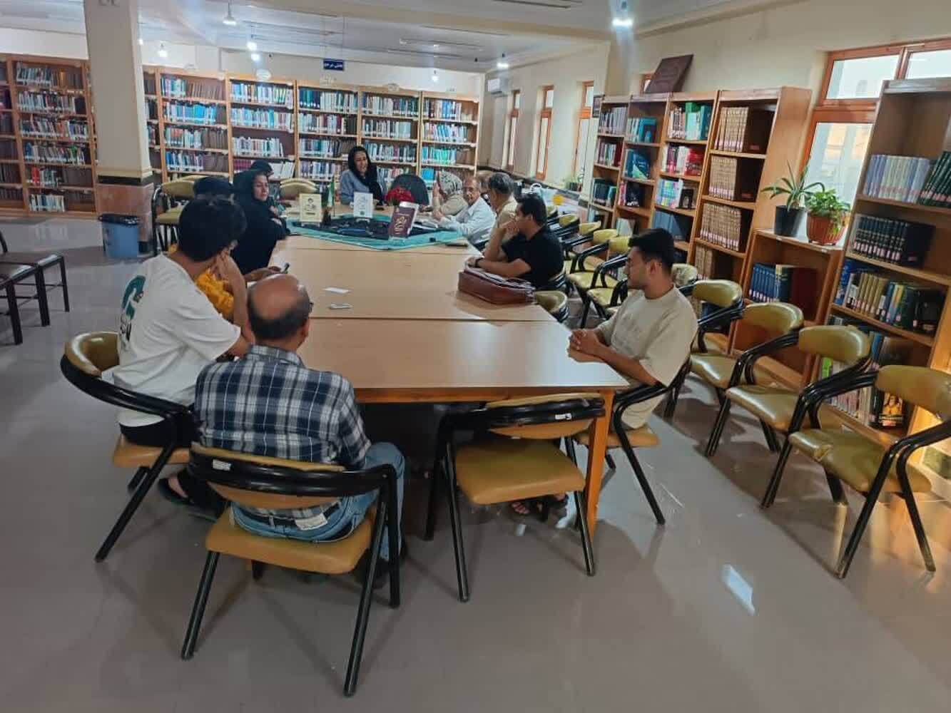 برگزاری محفل انجمن ادبی آستان دوست