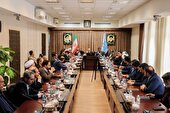 معادن جز آلایندگی و تخریب جاده‌ها هیچ منفعتی برای استان یزد ندارند