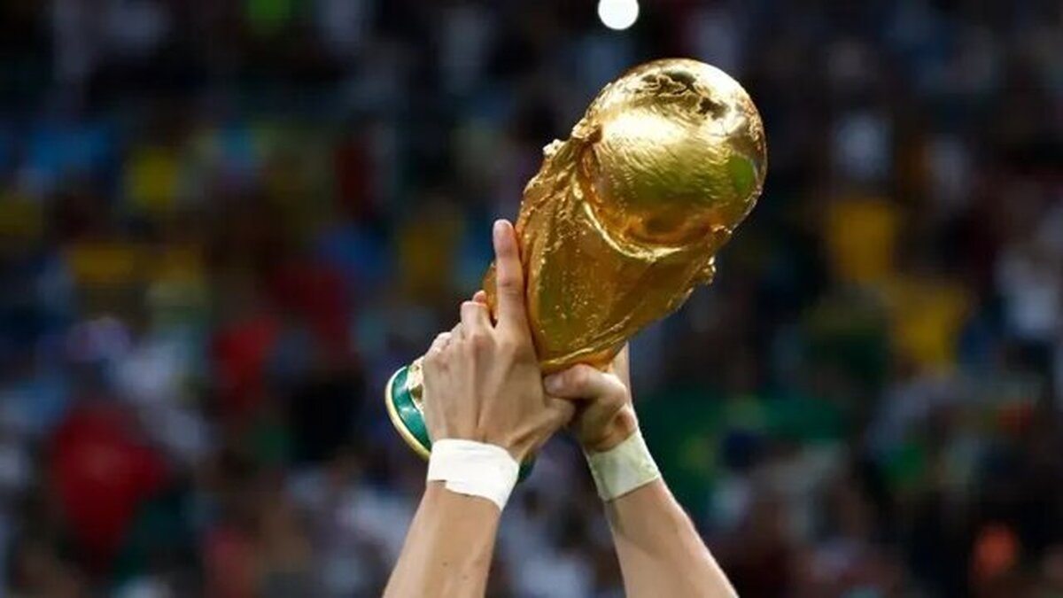 جام جهانی ۲۰۲۶ فوتبال دقیقا یک سال دیگر برگزار می‌شود.