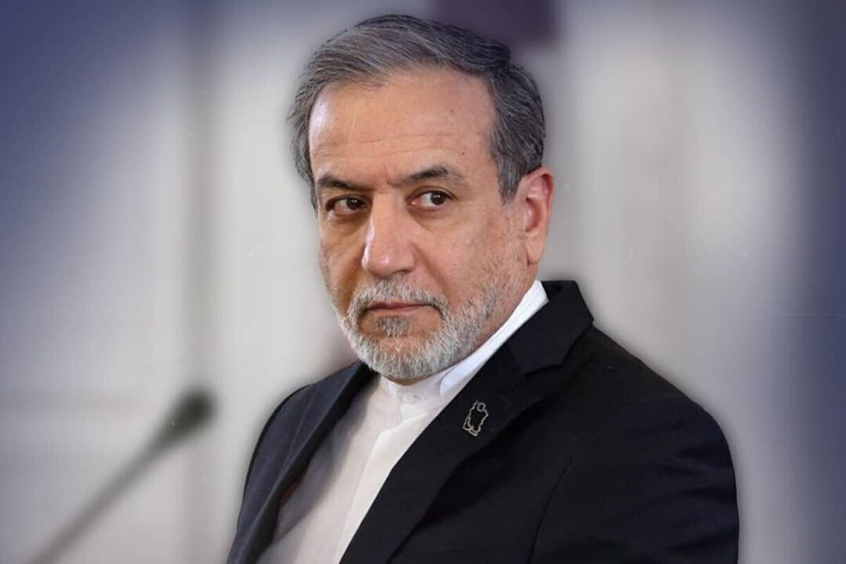 سید عباس عراقچی وزیر امور خارجه جمهوری اسلامی ایران پس از اقدام جنایتکارانه حمله به سازمان صدا و سیما در اظهاراتی گفت که این حمله نشان داد اسرائیلی‌ها به استیصال افتاده‌اند.