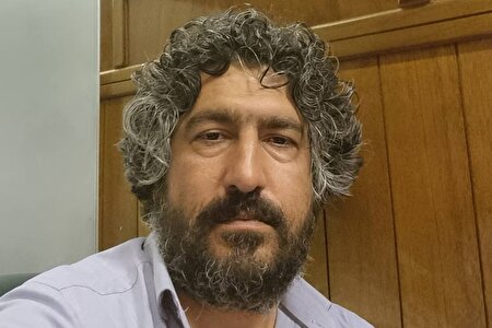 پای صدای حقیقت ایستاده‌ایم