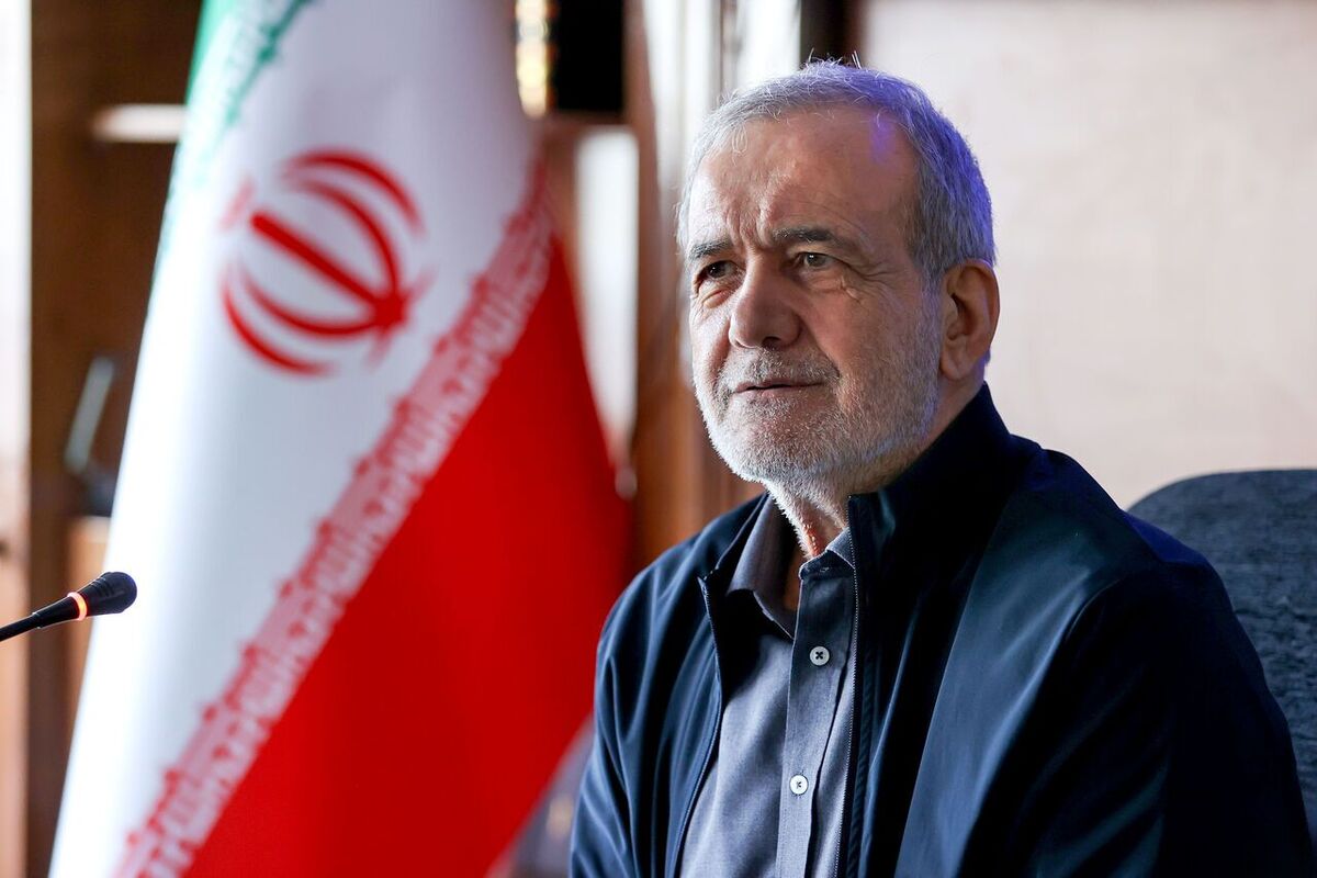 دفتر سلطانی عمان از سفر «مسعود پزشکیان» رئیس جمهور ایران به مسقط در روز سه‌شنبه خبر داد.