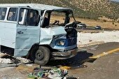 واژگونی مینی‌ بوس در جاده اراک - قم ۱۴ مصدوم برجا گذاشت