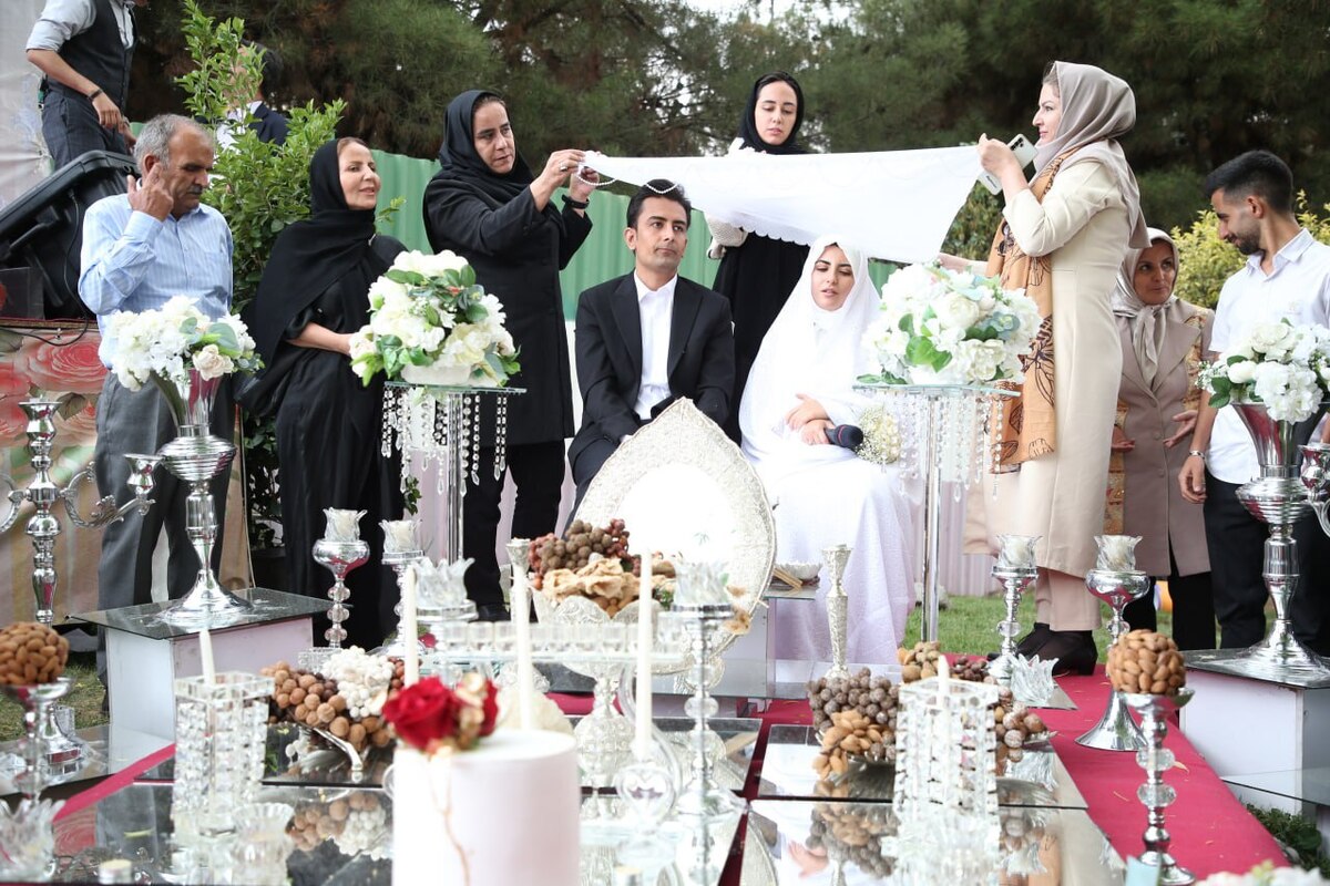 در روزگاری که رسانه‌ها در شکل‌دهی به الگوهای زندگی نقش تعیین‌کننده دارند، ترویج سبک زندگی اسلامی با زبان امروز، ضرورتی راهبردی است و رادیو درصدد است تا این سنت حسنه را به بهترین شکل ترویج بدهد.