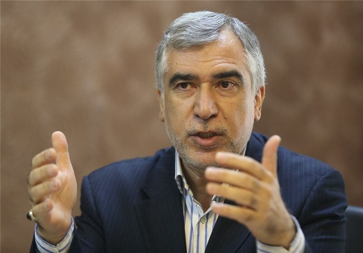 در شرایطی که دبیرکل فعلی و اساسا دبیرکل‌های قبلی آژانس بین‌المللی انرژی اتمی به عنوان سرباز پیاده رژیم‌صهیونیستی و قدرت‌های غربی عمل می‌کنند، عضویت در این نهاد برای ایران ثمری جز خسارت نداشته و ندارد.