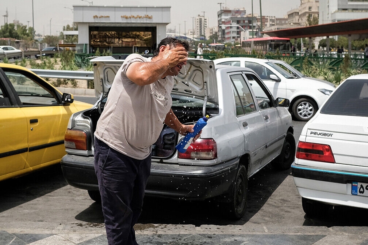رئیس مرکز ملی پیش‌بینی و مدیریت بحران مخاطرات وضع هوای سازمان هواشناسی با اشاره به استقرار الگوی تابستانه در کشور، گفت: این هفته از ۳۰ تیر تا یکم مرداد افزایش چند درجه‌ای دمای هوا در اغلب مناطق کشور انتظار می‌رود.