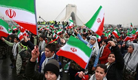 ببینید | خبرنگار آمریکایی: مردم ایران می‌گویند جنگ آن‌ها را قوی‌تر کرده است
