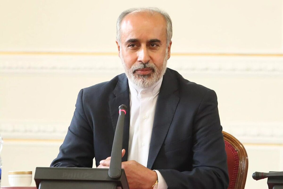 «الحمد لله الذی جعل اعداءنا من الحمقی».سپاس خدایی که دشمنان ما اهل‌بیت(ع) را از افراد احمق قرار داد. این جمله‌ای معروف و منسوب به یکی از امامان معصوم علیهم السلام است.