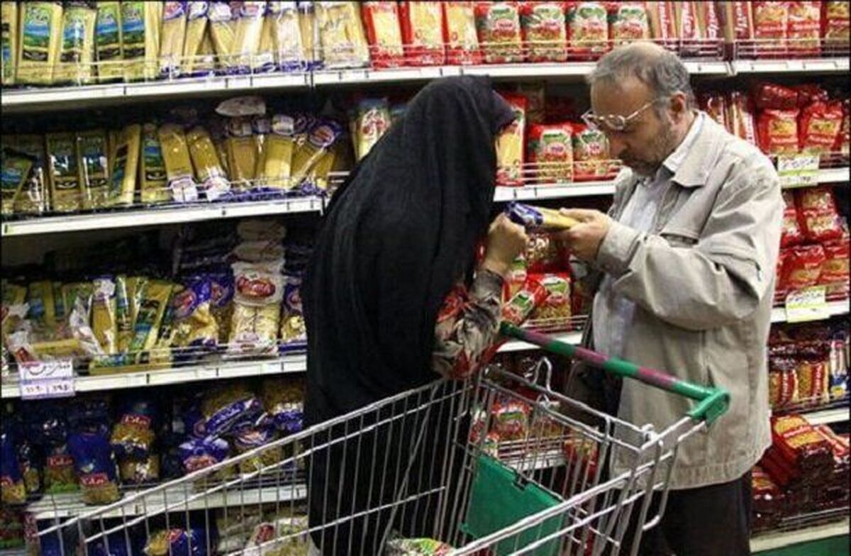 مصطفی قدیمی، رییس اداره صنعت، معدن و تجارت شهرستان‌های کهگیلویه، چرام و لنده کهگیلویه و بویراحمد با تاکید بر اهمیت درج قیمت کالا در واحدهای صنفی گفت: نیاز است واحدهای صنفی نسبت به درج قیمت بر روی کالاها گامی مهم در جهت تنظیم و نظم‌بخشی به بازار بردارند.