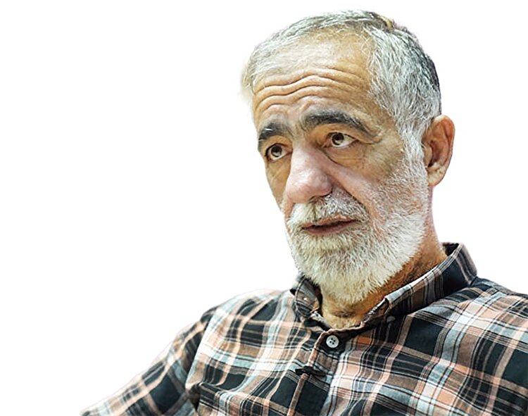 زندگی شرافتمندانه با آزادی و هویت