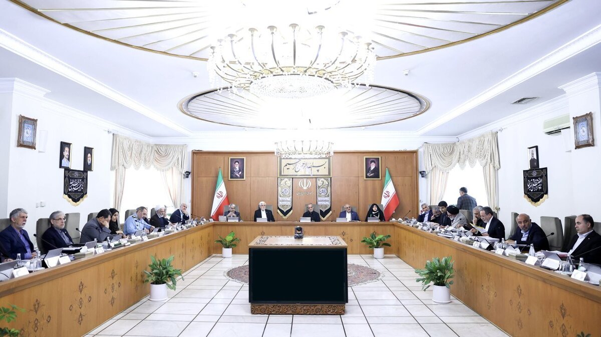 هیات دولت لایحه حذف چهار صفر از پول ملی را تصویب کرد
