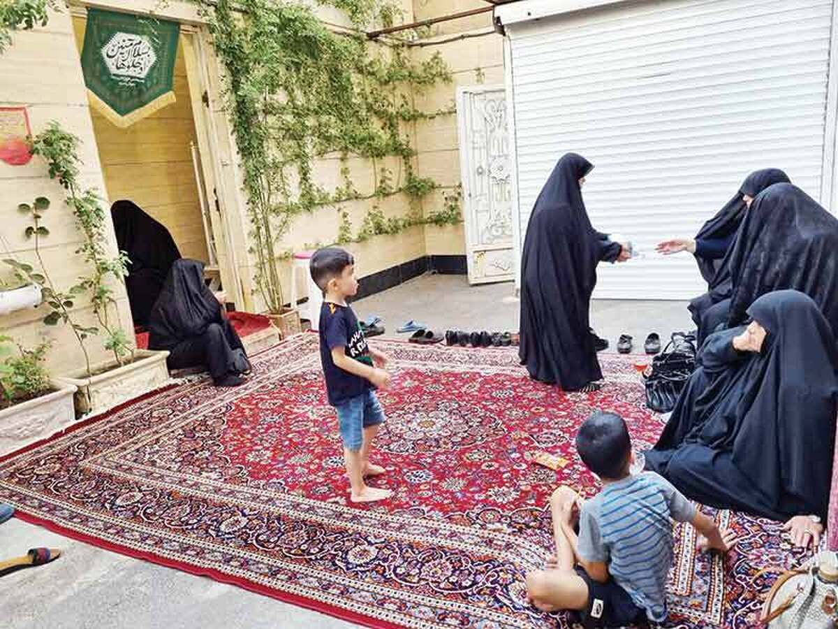 اشک‌ها مهمان روضه خانگی