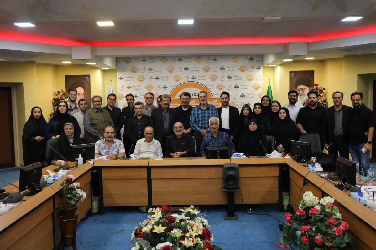 گزارشگران رادیو؛ همرزمان خط مقدم آگاهی