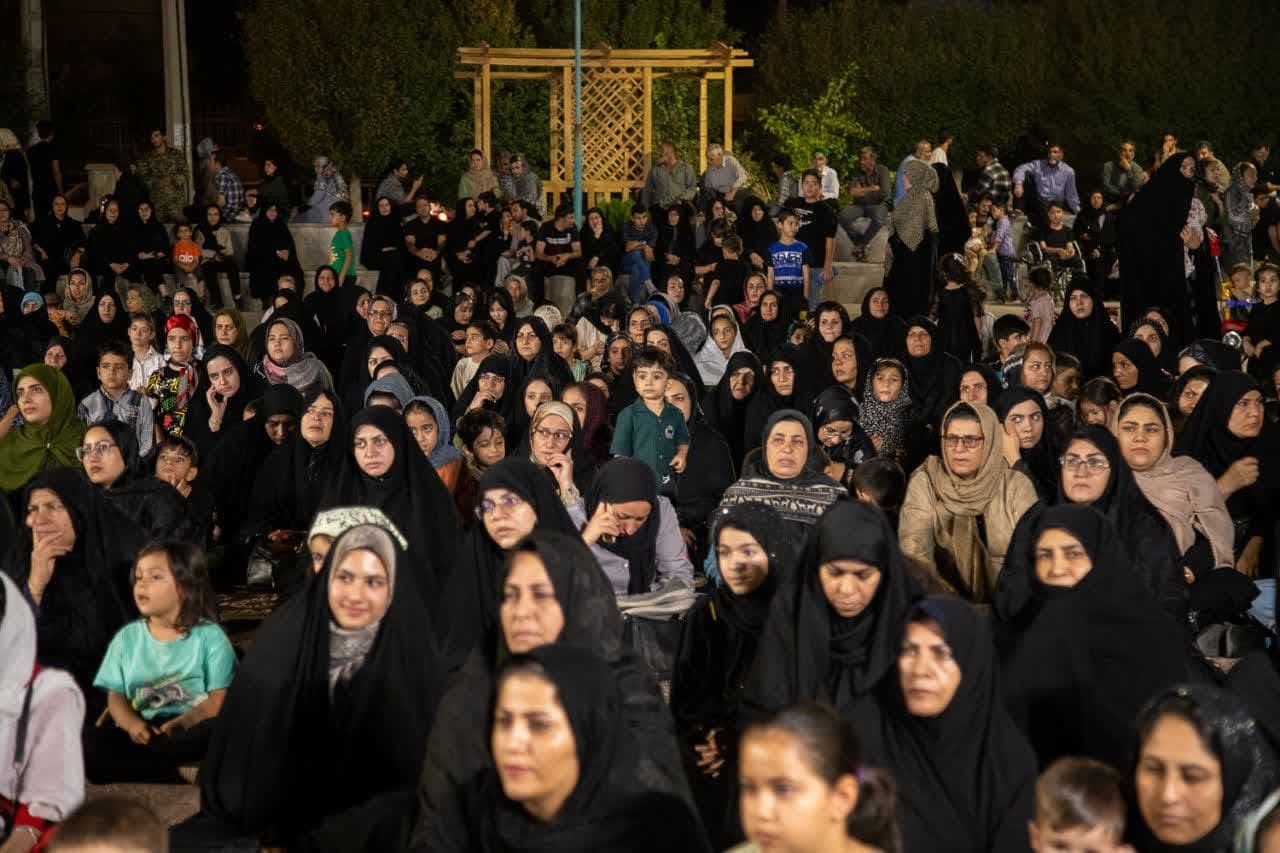 اجتماع دانش آموزان طلایه‌دار ظهور، نمادی از چهل روز عاشقی