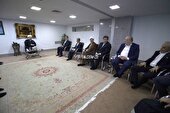 دیدار رییس کل بانک مرکزی و مدیرعامل بانک ملی با نماینده ولی‌فقیه در آذربایجان شرقی