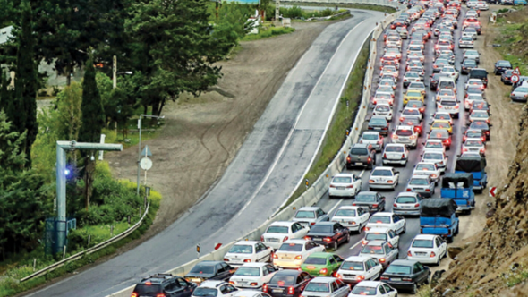 استمرار محدودیت‌های ترافیکی در جاده‌های شمال