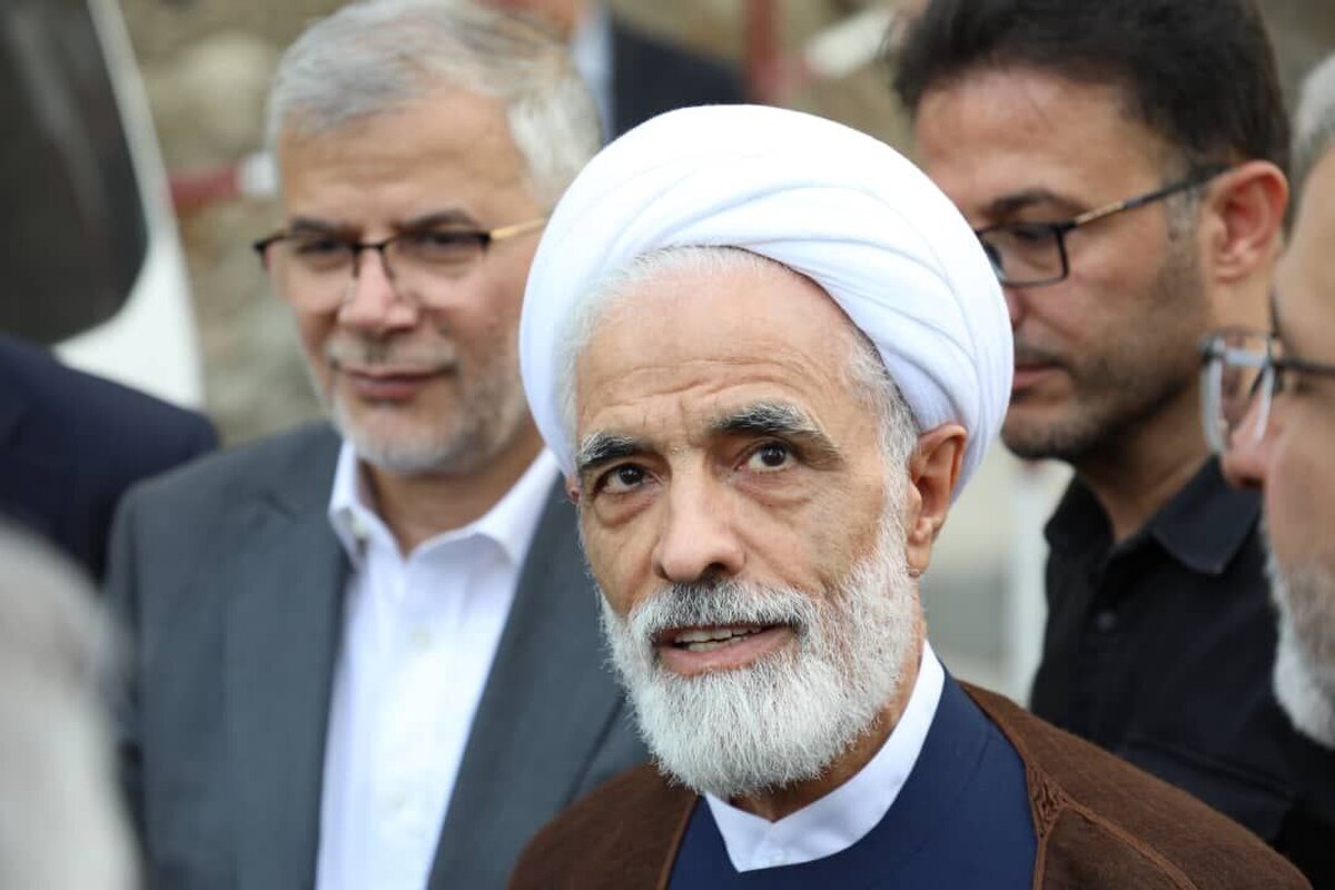 معاون حقوقی رئیس‌جمهور در بازدید از پروژه بزرگراه شمالی کرج، این طرح را نماد اراده و خودباوری ملت ایران در برابر فشار‌های خارجی دانست و گفت: ملت ایران با وجود تحریم‌ها، به پیشرفت‌های بزرگی دست یافته‌اند که حتی در شرایط عادی نیز دشوار است. وی همچنین از پیگیری‌های حقوقی دولت برای احقاق حقوق ملت ایران در عرصه‌های بین‌المللی خبر داد.