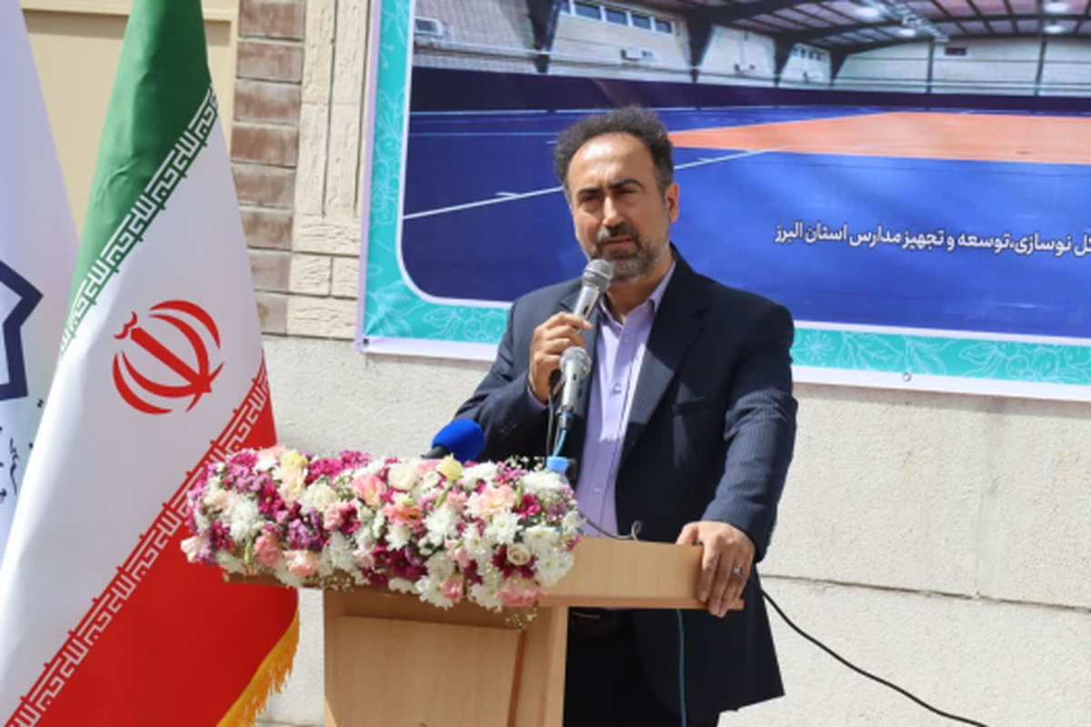 با حضور معاون سلامت و تربیت بدنی وزارت آموزش و پرورش، سالن ورزشی شهدای خدمت در فضای ۶۰۰ متر مربع با اعتباری بالغ بر ۲۵ میلیارد تومان در هنرستان شهید بهشتی آموزش و پرورش ناحیه یک کرج افتتاح شد.