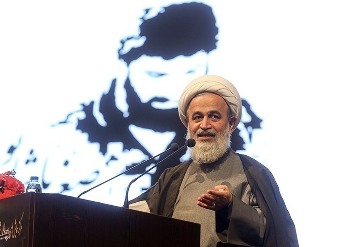 حجت‌الاسلام علیرضا پناهیان گفت: شهید ابوترابی‌فرد نماد جذب دل‌ها بود و در مسیر مبارزه و اسارت افراد حتی مخالفان انقلاب، تحت تأثیر شخصیت ایشان قرار گرفته بودند.