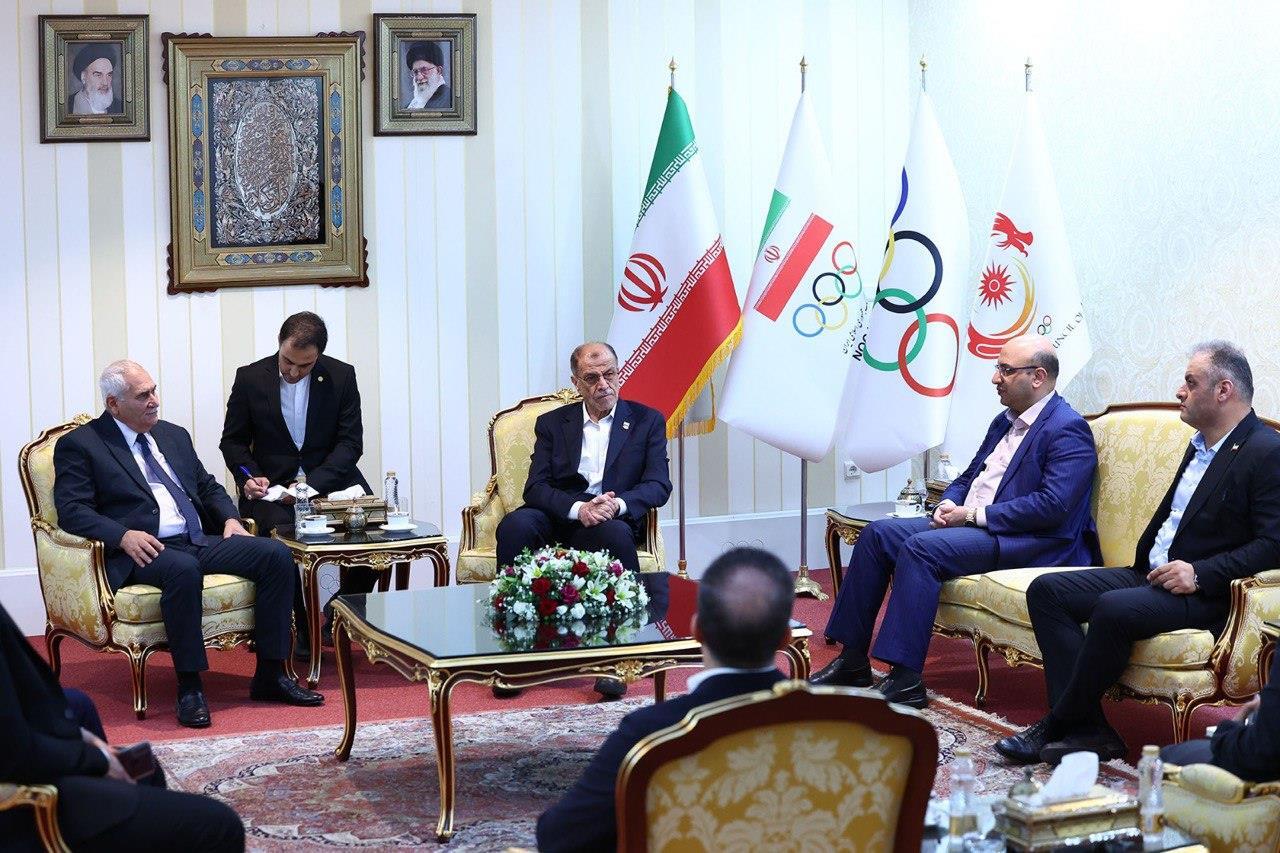 دیدار رئیس فدراسیون جهانی وزنه برداری با رئیس و دبیرکل کمیته ملی المپیک دیدار رئیس فدراسیون جهانی وزنه برداری با رئیس و دبیرکل کمیته ملی المپیک