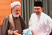 رونمایی از کتاب «پارمان؛ نسخه‌ای برای مالزی بهتر»
