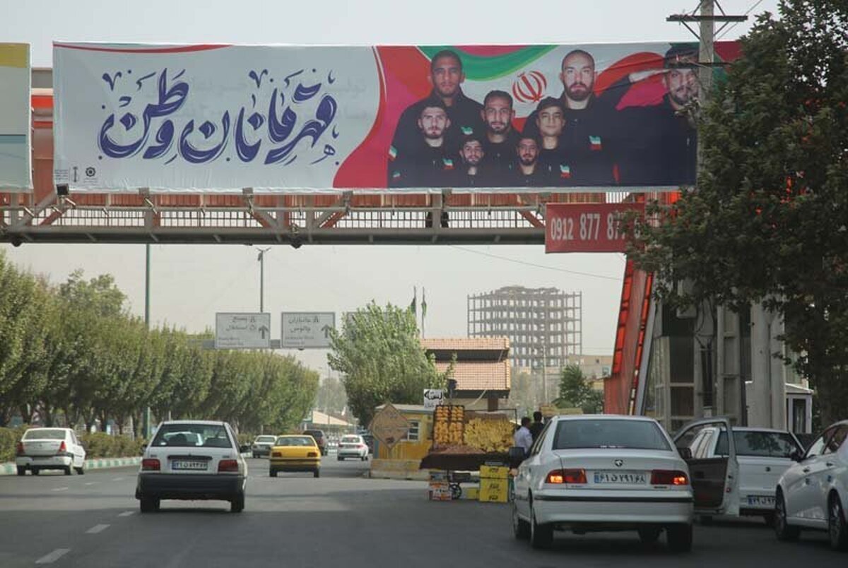 به پاس درخشش تیم ملی کشتی ایران در مسابقات قهرمانی جهان
