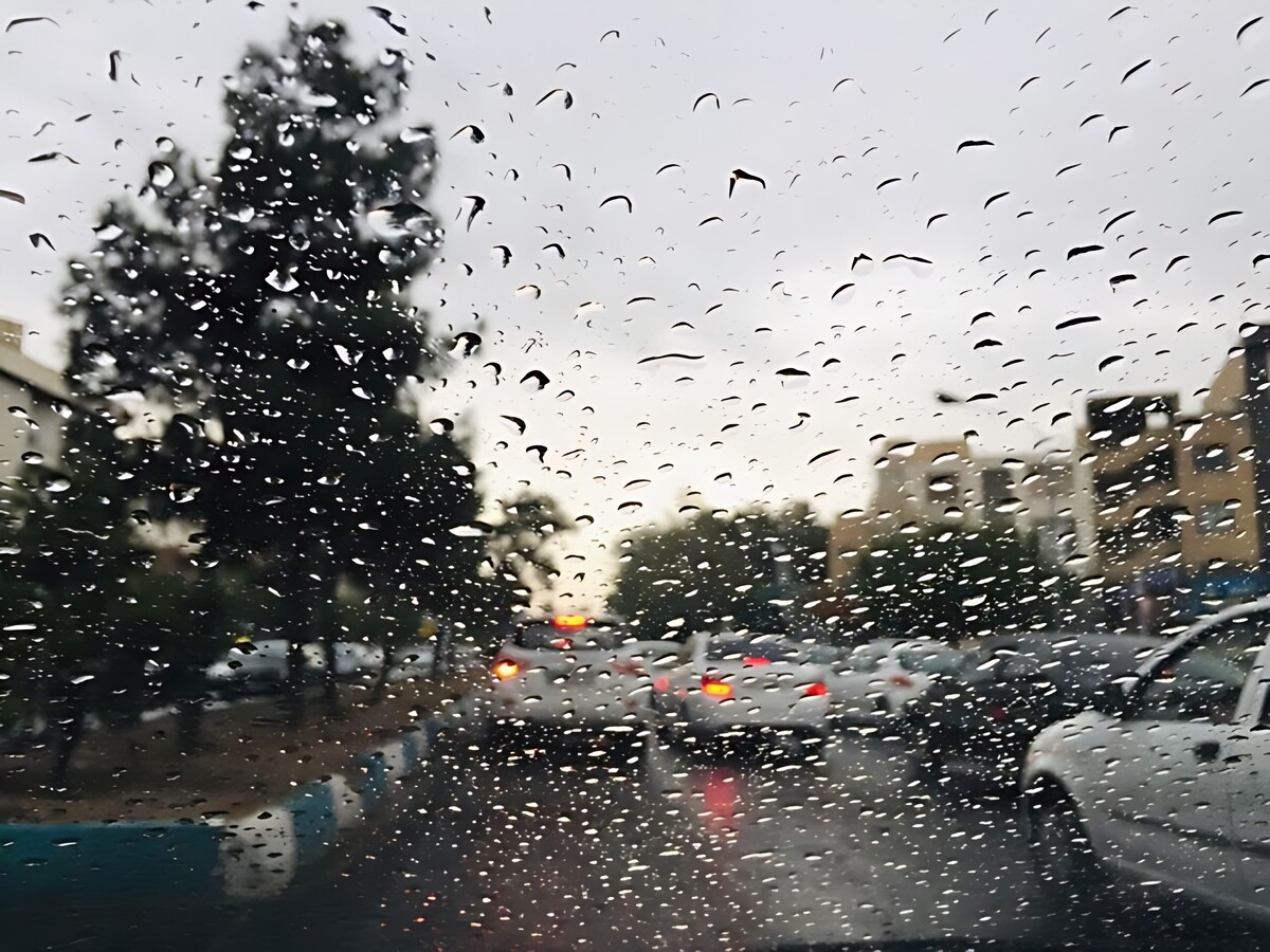 مدیرکل هواشناسی استان تهران ضمن اشاره به فعالیت خودکار ایستگاه‌های باران‌سنجی استان تهران از ثبت داده‌های بارش در ۱۲ ایستگاه خبر داد و برخورداری از این داده‌ها را برای پیش‌بینی دقیق و مدیریت بحران بسیار مهم دانست.