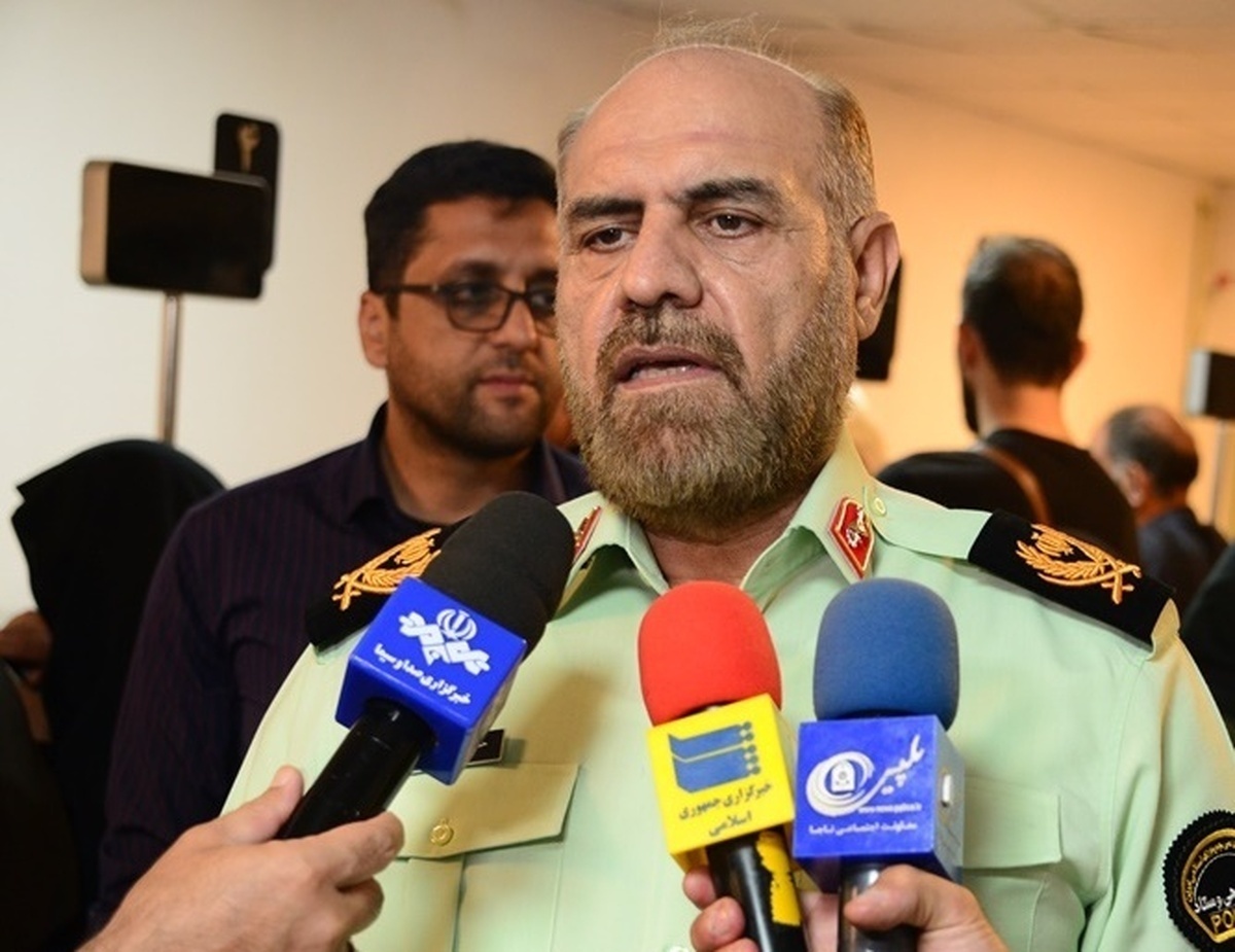 فرمانده انتظامی استان از کشف بیش از ۲۸ میلیون عدد اقلام اساسی قاچاق به ارزش هزار میلیارد ریال در شهرستان 