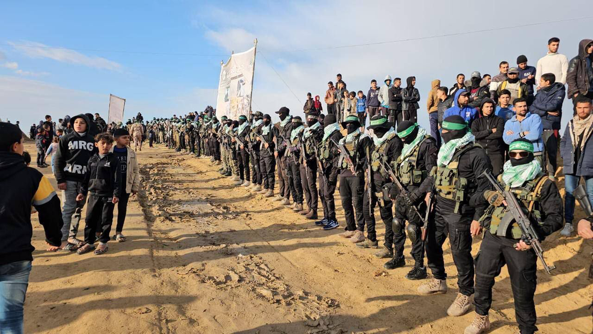 یک منبع ارشد وابسته به جنبش مقاومت اسلامی فلسطین (حماس) خبر داد تماس‌های فشرده‌ای با میانجی‌ها داشته‌اند تا فهرست اسرای فلسطینی که قرار است آزاد شوند، اصلاح گردد.