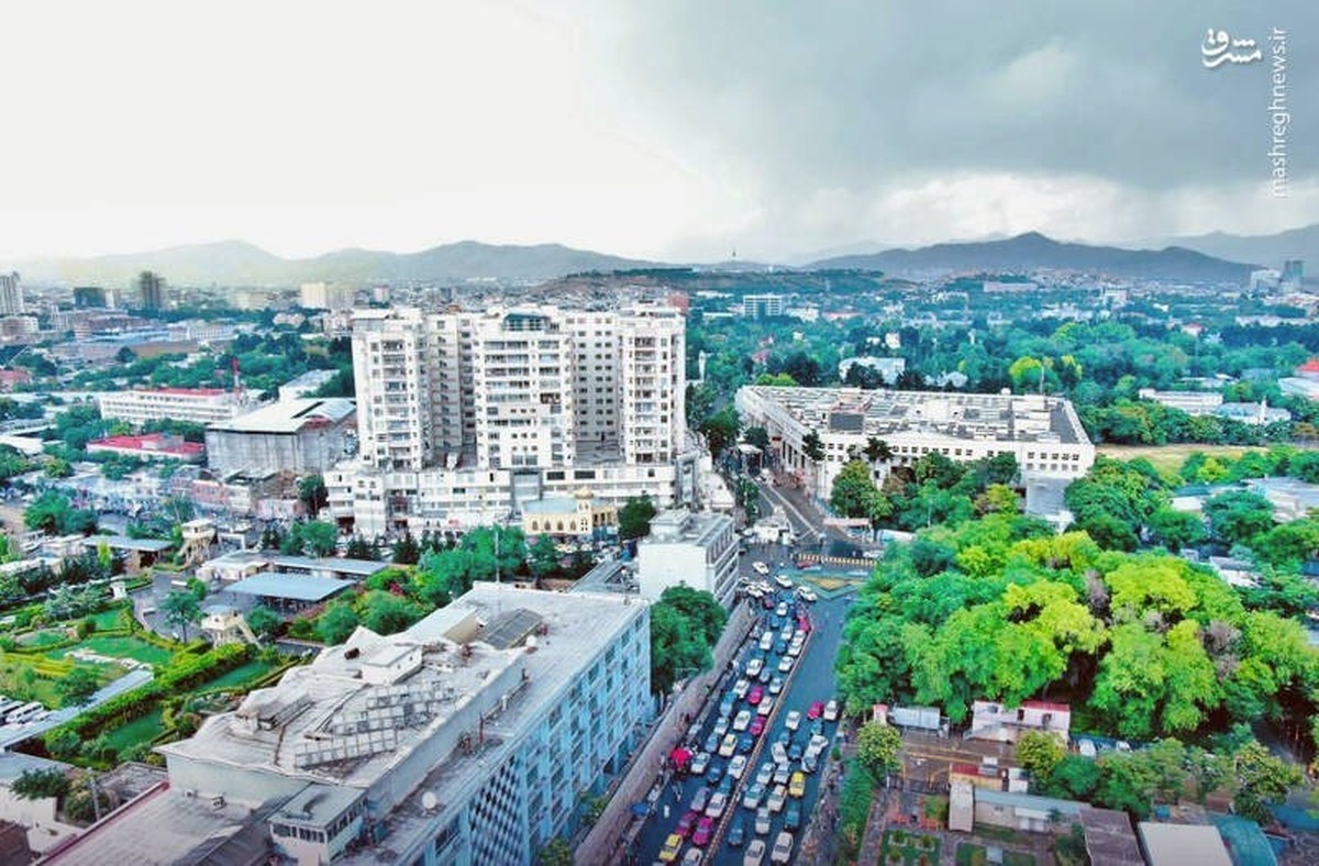 درگیری شدید مرزی میان نیروهای پاکستان و طالبان افغانستان، شامگاه دیروز، بار دیگر آتش بحران میان دو همسایه را شعله‌ور کرد. به‌گفته منابع امنیتی دو کشور، پس از حمله هوایی اخیر پاکستان به کابل، نیروهای طالبان با یورش به چندین پست مرزی، درگیری گسترده‌ای را آغاز و ۵۸ سرباز پاکستانی کشته و ۳۰ تن دیگر زخمی شده‌اند.
