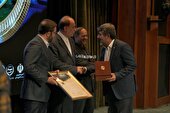 تراکتورسازی نشان برتر امنیت غذایی کشور را دریافت کرد