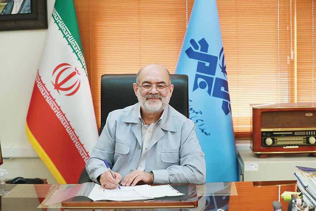 علی بخشی‌زاده، معاون صدا با تأکید بر جایگاه رادیو در اطلاع‌رسانی و حضور در لحظه‌های حساس کشور گفت: رادیو همواره باید رسانه‌ای پویا، پیشرو و پاسخگو باشد. سرعت اطلاع‌رسانی، حضور مستقیم در زندگی مردم و انعطاف‌پذیری در تولید محتوا، ویژگی‌هایی است که رادیو را از دیگر رسانه‌ها متمایز می‌کند.
