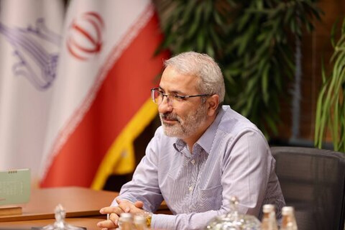 شهردار کرج گفت: شکوفایی اقتصاد شهری از مسیرِ جلب مشارکت بخش خصوصی عبور میکند؛ به ویژه در شرایطی که صنعت ساختمانسازی در رکود به سر میبرد و آمار صدور پروانه ساختمانی به نحو ملموسی کاهش یافته است.