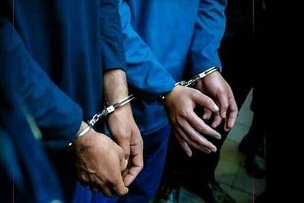  مردی که به بهانه فروش تتر و کیف ارز دیجیتال در ملاقاتی شوم صراف تهرانی را با شلیک دو گلوله به قتل رسانده بود، همراه همدستش بازداشت شد. متهم به قتل اعتراف کرد این نقشه را برای سرقت دلارهای مقتول اجرا کرده است.