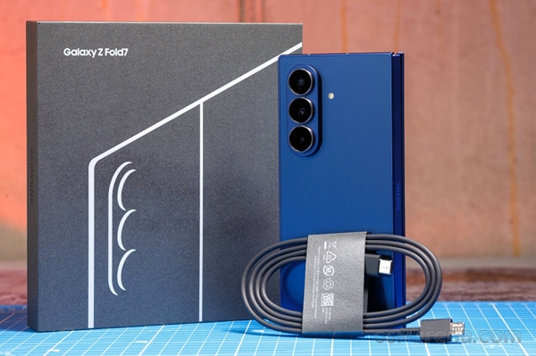 آیا گوشیهای سری Z سامسونگ ارزش خرید دارند؟ آیا گوشیهای سری Z سامسونگ ارزش خرید دارند؟